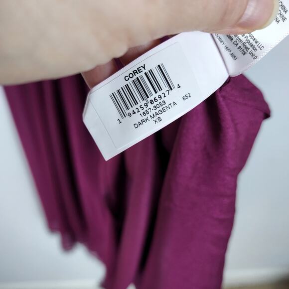 Dress The Population Fit & Flare Cocktail Dress Size XS Magenta Pleated Chiffon - Picture 11 of 12